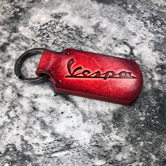 Vespa Leather Keychain – Rounded red