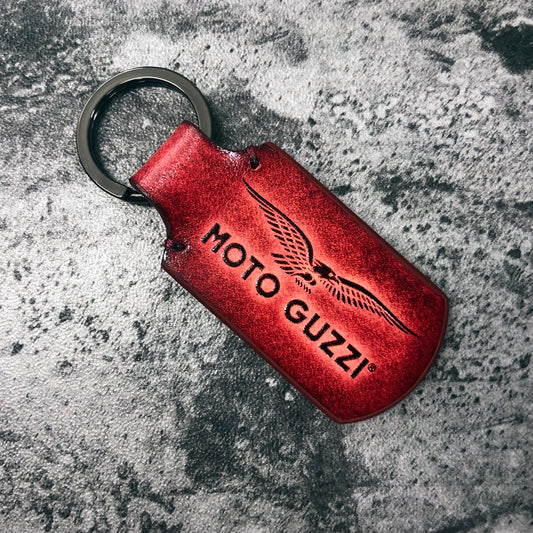 Moto Guzzi Leather Keychain – Rounded Rectangle Red